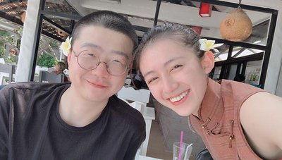 娱乐吃瓜酱的女朋友在线观看,揭秘网红情侣幕后故事