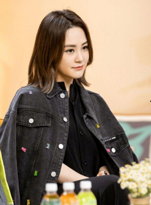 娱乐吃瓜女明星背景,揭秘女明星背后的故事