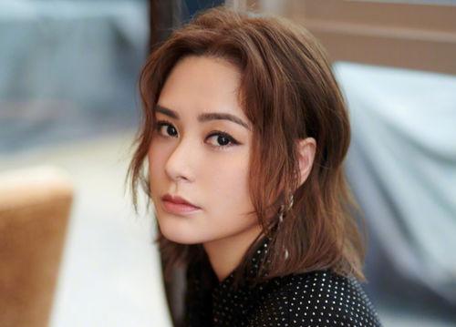 娱乐吃瓜女明星背景,揭秘女明星背后的故事