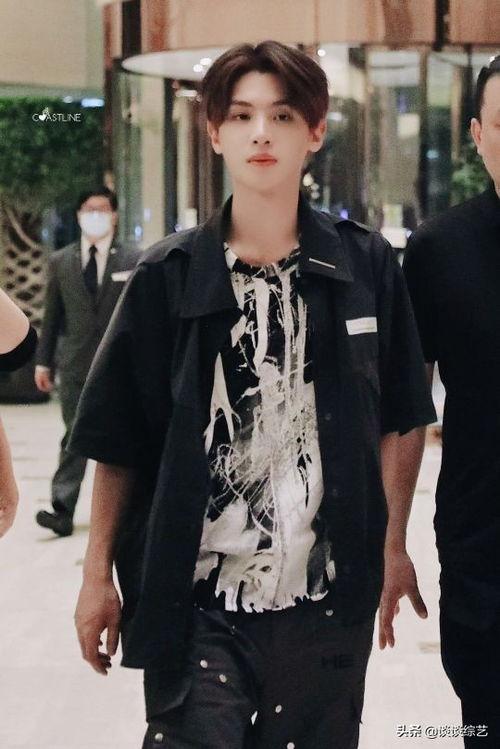 王源舒淇吃瓜娱乐,明星幕后故事大揭秘