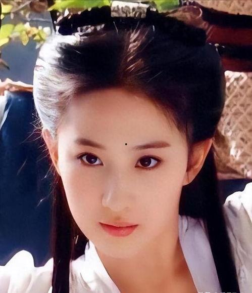 娱乐圈吃瓜刘亦菲是谁,揭秘“神仙姐姐”刘亦菲的传奇人生