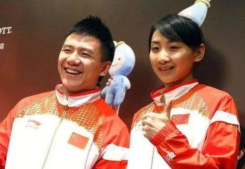 娱乐圈吃瓜的两人是谁啊,揭秘神秘“瓜农”背后的故事